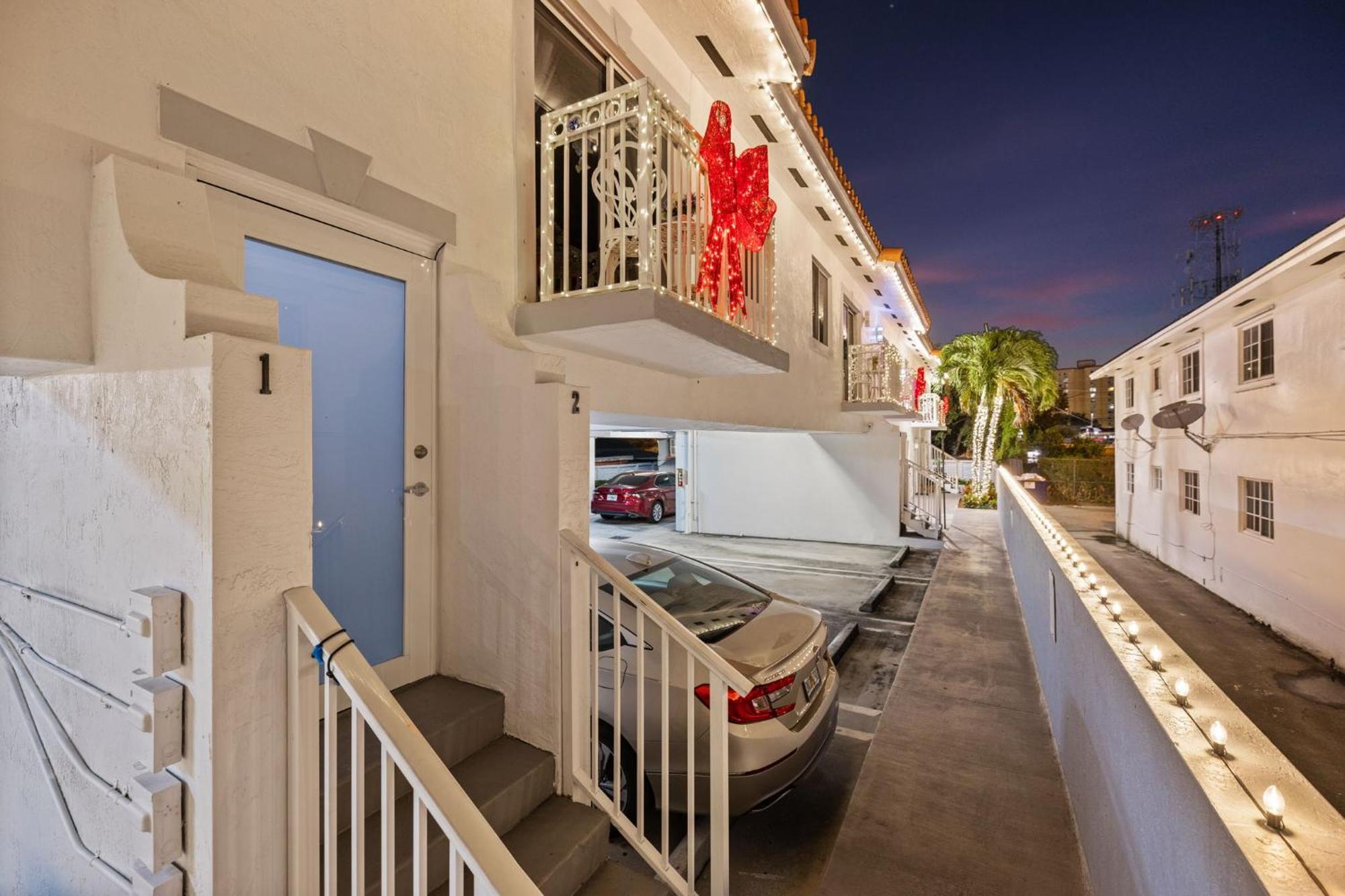 Beautiful Apartment In The Heart Of Miami Apt 8 Екстер'єр фото
